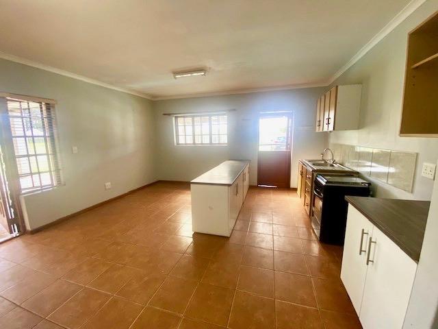 2 Bedroom Property for Sale in Kraaifontein Western Cape